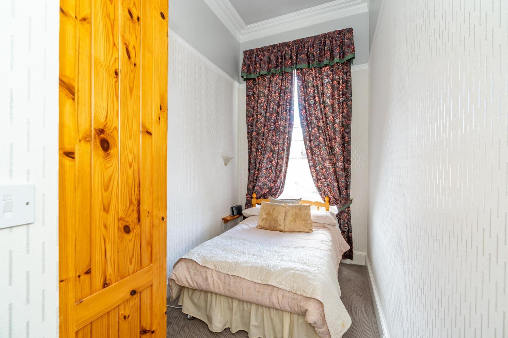 Gasthof Gifford House 4*