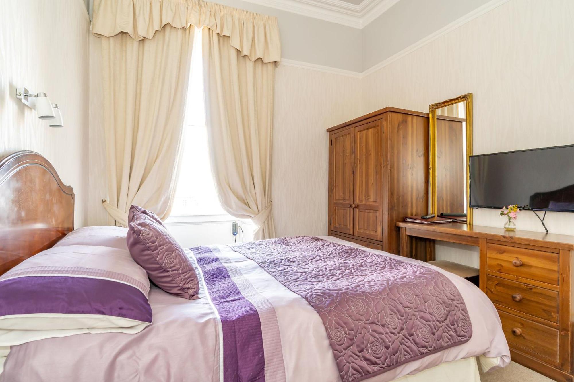 Gasthof Gifford House 4*